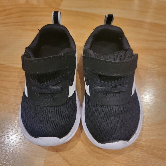 Toddler Velcro Jogger Sneakers Size 5 - Picture 2 of 7